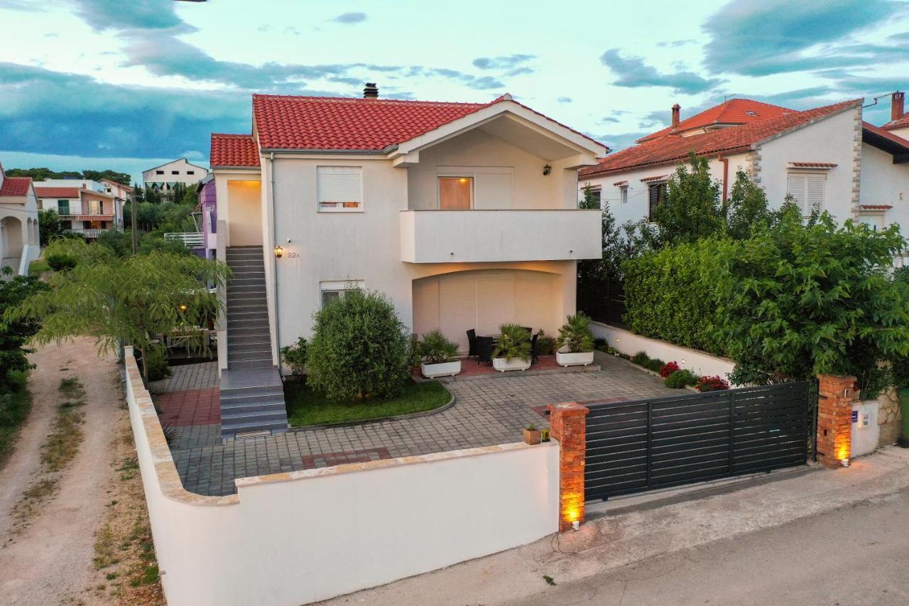 Apartments Ivkovic 扎达尔 外观 照片